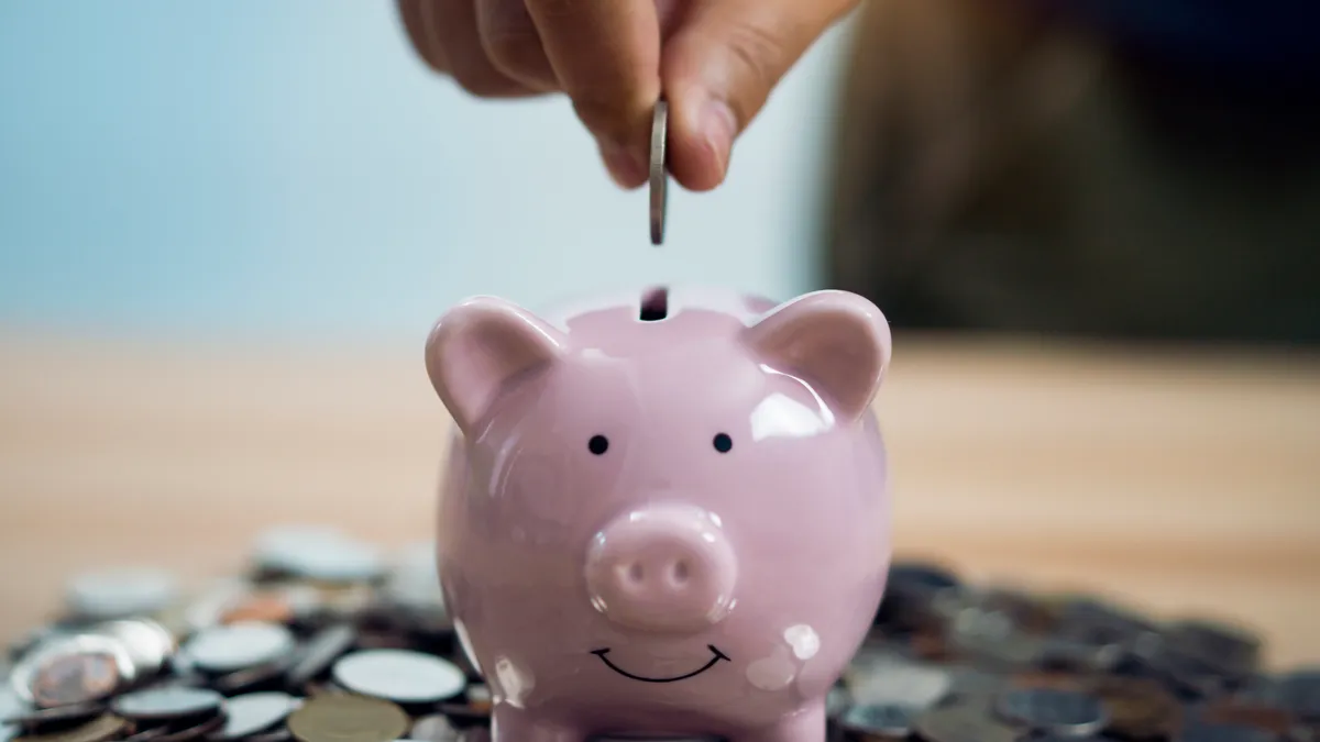 10 dicas fáceis para poupar dinheiro todos os meses